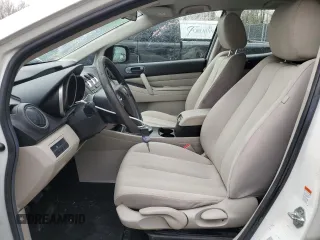 2011 Mazda CX-7 i SV z VIN JM3ER2A51B0380347, wystawiony jako Copart lot #50992345 z przebiegiem 141 713 mil mil oraz Nie do naprawy • Non repairable. Historia ofert i sprzedaży dostępna na DreamBid. Obrazek 7.