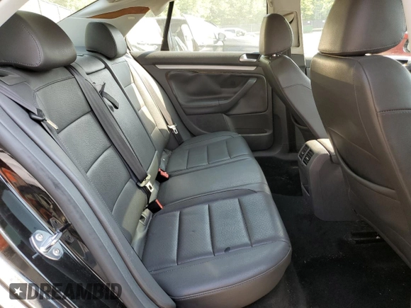 2007 Volkswagen Jetta Wolfsburg Edition z VIN 3VWEG71K67M079026, wystawiony jako Copart lot #60512895 z przebiegiem 71 380 mil mil oraz Szkoda całkowita • Salvage title. Historia ofert i sprzedaży dostępna na DreamBid. Obrazek 10.