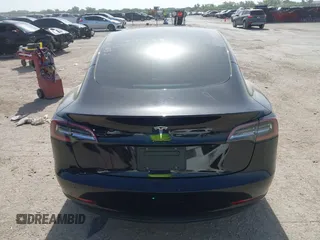 2023 Tesla Model 3 z VIN 5YJ3E1EA7PF465540, wystawiony jako IAAI lot #42261848 z przebiegiem 15 885 mil mil oraz . Historia ofert i sprzedaży dostępna na DreamBid. Obrazek 16.