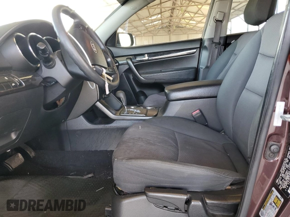 2013 Kia Sorento LX with VIN 5XYKT4A25DG389418, listed as a Copart auction lot 46418645 with 150,584 mi miles and Salvage Title. Bid and sale history available at carsss.com. Image 7.