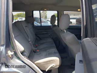 2007 Jeep Commander Sport with VIN 1J8HH48KX7C548033, listed as a IAAI auction lot 42555217 with 213,236 mi miles and . Bid and sale history available at DreamBid. Image 8.