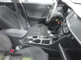 2018 Kia Optima LX with VIN 5XXGT4L34JG242597, listed as a IAAI auction lot 41999383 with 1 mi miles. Bid and sale history available at carsss.com. Image 5.