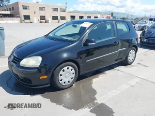 2008 Volkswagen Rabbit S z VIN WVWBA71K68W236885, wystawiony jako IAAI lot #41947747 z przebiegiem 168 428 mil mil oraz . Historia ofert i sprzedaży dostępna na DreamBid. Obrazek 2.