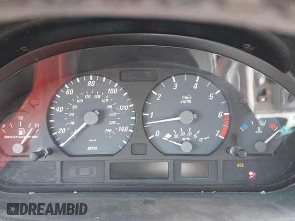 2001 BMW 3 Series 325Ci with VIN WBABS33481JY57209, listed as a IAAI auction lot 41895588 with Not provided miles and . Bid and sale history available at DreamBid. Image 7.