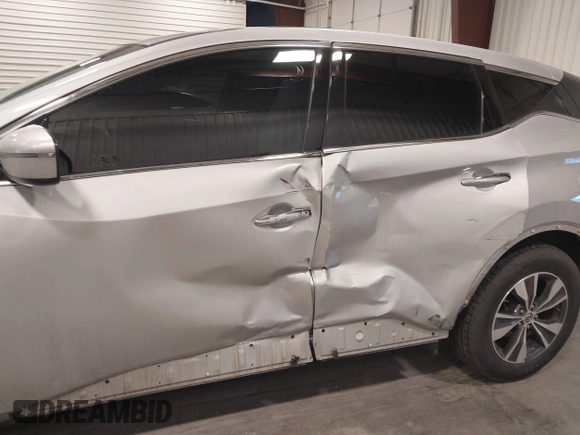 2019 Nissan Murano SL with VIN 5N1AZ2MS2KN111958, listed as a IAAI auction lot 41454236 with 55,692 mi miles and . Bid and sale history available at DreamBid. Image 6.