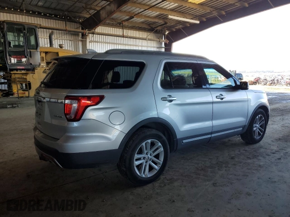 2016 Ford Explorer XLT with VIN 1FM5K7D80GGB35050, listed as a Copart auction lot 48879515 with 133,739 mi miles and Salvage Title. Bid and sale history available at carsss.com. Image 3.