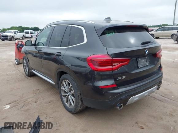 2019 BMW X3 sDrive30i z VIN 5UXTR7C58KLE96414, wystawiony jako IAAI lot #42184188 z przebiegiem 65 237 mil mil oraz . Historia ofert i sprzedaży dostępna na DreamBid. Obrazek 3.