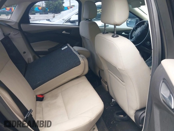 2018 Ford Focus SE with VIN 1FADP3F24JL248653, listed as a IAAI auction lot 42416377 with 113,856 mi miles and . Bid and sale history available at DreamBid. Image 8.