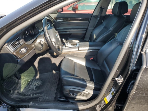 2013 BMW 7 Series 750i xDrive with VIN WBAYB6C55DC998073, listed as a Copart auction lot 67552004 with 0 mi miles and Salvage Title. Bid and sale history available at carsss.com. Image 7.