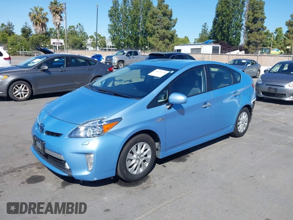 2013 Toyota Prius with VIN JTDKN3DP4D3048463, listed as a IAAI auction lot 42520370 with 151,324 mi miles and . Bid and sale history available at DreamBid. Image 17.