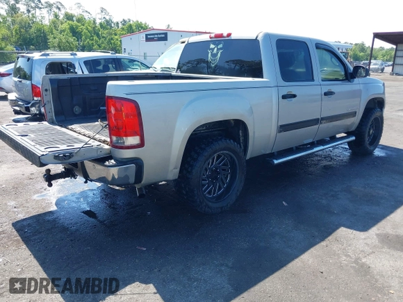 2007 GMC Sierra 1500 SLE1 z VIN 3GTEC13C37G538920, wystawiony jako IAAI lot #42188019 z przebiegiem 262 302 mil mil oraz . Historia ofert i sprzedaży dostępna na DreamBid. Obrazek 4.