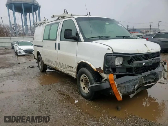 2003 Chevrolet Express Cargo z VIN 1GCHG35UX31215671, wystawiony jako Copart lot #47571675 z przebiegiem Nie podano mil oraz Szkoda całkowita • Salvage title. Historia ofert i sprzedaży dostępna na DreamBid. Obrazek 12.