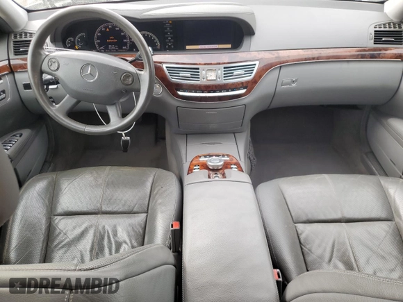 2007 Mercedes-Benz S 550 with VIN WDDNG71XX7A102888, listed as a Copart auction lot 54901285 with 214,792 mi miles and Salvage Title. Bid and sale history available at DreamBid. Image 8.