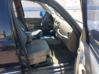 2006 Jeep Liberty Limited z VIN 1J4GL58KX6W182833, wystawiony jako IAAI lot #42428602 z przebiegiem 198 084 mil mil oraz . Historia ofert i sprzedaży dostępna na DreamBid. Obrazek 5.