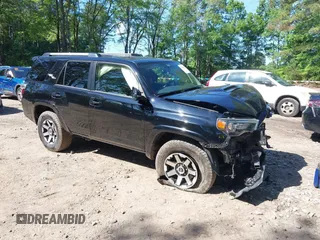 2018 Toyota 4Runner SR5 with VIN JTEBU5JR0J5566702, listed as a IAAI auction lot 42535363 with 89,053 mi miles and . Bid and sale history available at DreamBid. Image 1.