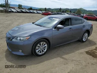2015 Lexus ES 300h z VIN JTHBW1GG1F2100636, wystawiony jako Copart lot #52828855 z przebiegiem 184 959 mil mil oraz Szkoda całkowita • Salvage title. Historia ofert i sprzedaży dostępna na DreamBid. Obrazek 1.