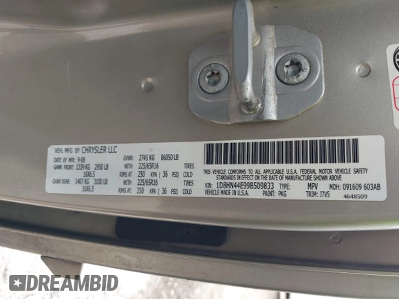 2009 Dodge Grand Caravan SE z VIN 1D8HN44E99B509833, wystawiony jako IAAI lot #42277393 z przebiegiem Nie podano mil oraz . Historia ofert i sprzedaży dostępna na DreamBid. Obrazek 9.