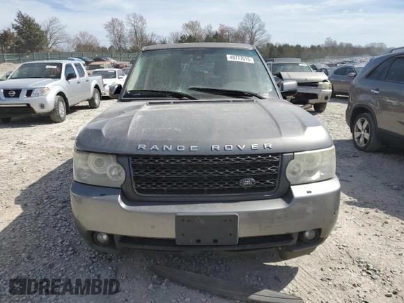 2011 Land Rover Range Rover HSE Lux z VIN SALMF1D42BA330151, wystawiony jako Copart lot #49777015 z przebiegiem 117 470 mil mil oraz Czysty tytuł • Clean title. Historia ofert i sprzedaży dostępna na DreamBid. Obrazek 5.