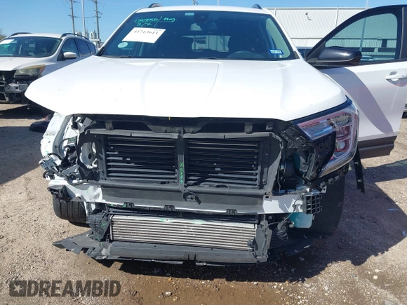 2022 GMC Terrain SLE with VIN 3GKALMEV2NL273267, listed as a IAAI auction lot 41713611 with 25,198 mi miles. Bid and sale history available at carsss.com. Image 6.