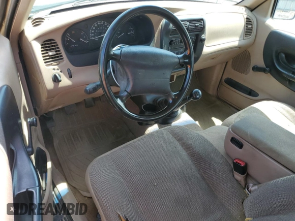 2000 Ford Ranger XL z VIN 1FTYR14V0YTA89549, wystawiony jako Copart lot #55728585 z przebiegiem 179 336 mil mil oraz Szkoda całkowita • Salvage title. Historia ofert i sprzedaży dostępna na DreamBid. Obrazek 8.