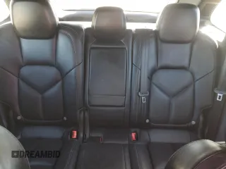 2016 Porsche Cayenne S z VIN WP1AB2A28GLA93772, wystawiony jako Copart lot #41650235 z przebiegiem 54 819 mil mil oraz Szkoda całkowita • Salvage title. Historia ofert i sprzedaży dostępna na DreamBid. Obrazek 10.