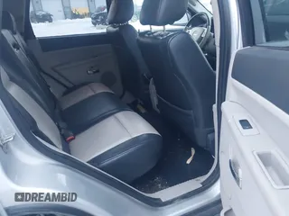 2008 Jeep Grand Cherokee with VIN 1J8HS58M58C117397, listed as a IAAI auction lot 41298484 with 208,095 mi miles and . Bid and sale history available at DreamBid. Image 8.