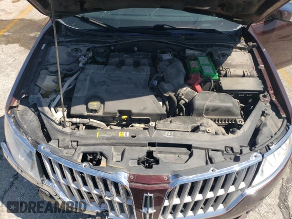 2012 Lincoln MKZ with VIN 3LNHL2GC0CR810525, listed as a Copart auction lot 52450925 with 124,355 mi miles and Clean Title. Bid and sale history available at DreamBid. Image 11.