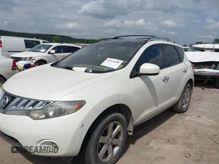 2009 Nissan Murano SL z VIN JN8AZ18UX9W101374, wystawiony jako IAAI lot #42414688 z przebiegiem 235 713 mil mil oraz . Historia ofert i sprzedaży dostępna na DreamBid. Obrazek 2.