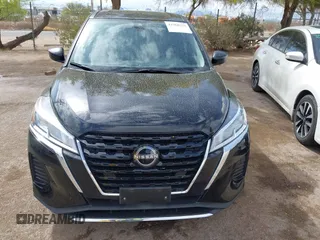 2022 Nissan Kicks S z VIN 3N1CP5BV2NL531339, wystawiony jako IAAI lot #41960255 z przebiegiem 24 931 mil mil oraz . Historia ofert i sprzedaży dostępna na DreamBid. Obrazek 13.