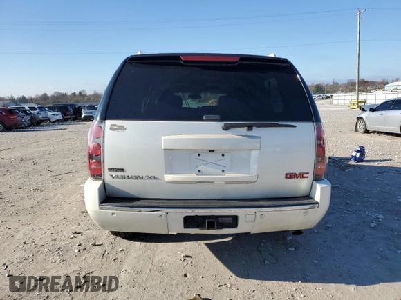 2011 GMC Yukon XL Denali with VIN 1GKS1MEF3BR175081, listed as a Copart auction lot 81245104 with 0 mi miles and Salvage Title. Bid and sale history available at carsss.com. Image 6.