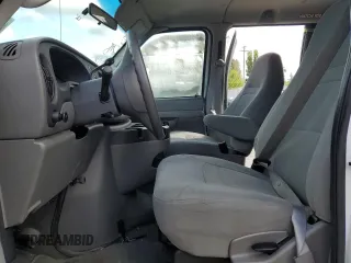 2008 Ford Econoline Passenger XL с VIN 1FBNE31L98DA96009, выставлен на аукционе Copart как лот 59546285 с пробегом 162 922 миль миль и Списание • Salvage title. История ставок и продаж доступна на DreamBid. Изображение 7.