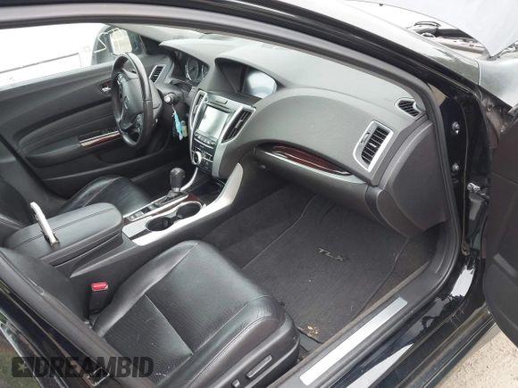 2015 Acura TLX Technology with VIN 19UUB1F51FA006883, listed as a IAAI auction lot 42355170 with 135,556 mi miles and . Bid and sale history available at DreamBid. Image 5.