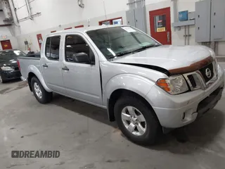 2012 Nissan Frontier SV z VIN 1N6AD0ER4CC432204, wystawiony jako IAAI lot #42337552 z przebiegiem 104 375 mil mil oraz . Historia ofert i sprzedaży dostępna na DreamBid. Obrazek 1.