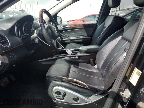 2012 Mercedes-Benz GL 450 z VIN 4JGBF7BE7CA794661, wystawiony jako Copart lot #49507275 z przebiegiem 186 829 mil mil oraz Szkoda całkowita • Salvage title. Historia ofert i sprzedaży dostępna na DreamBid. Obrazek 7.
