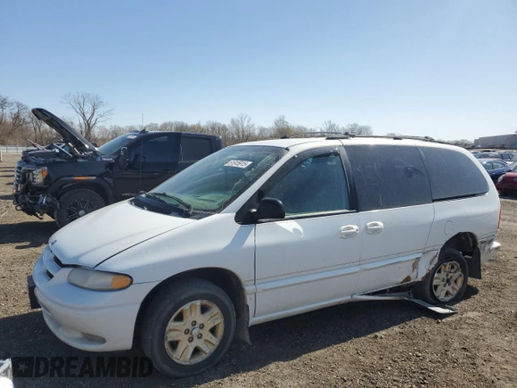 1997 Dodge Grand Caravan with VIN 1B4GP54R5VB481209, listed as a Copart auction lot 51915915 with 205,870 mi miles and Salvage Title. Bid and sale history available at DreamBid. Image 1.