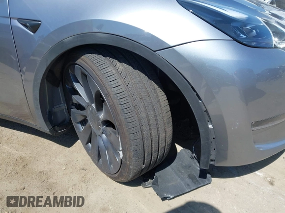 2024 Tesla Model Y Performance with VIN 7SAYGDEF9RA299036, listed as a IAAI auction lot 42140788 with 14,844 mi miles and . Bid and sale history available at DreamBid. Image 21.