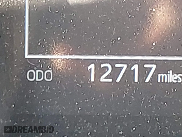 2024 Toyota Camry LE z VIN 4T1R11AK6RU888622, wystawiony jako IAAI lot #41102520 z przebiegiem 12 717 mil mil oraz . Historia ofert i sprzedaży dostępna na DreamBid. Obrazek 15.
