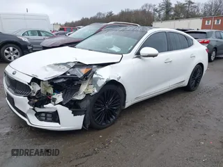 2018 Kia Cadenza Limited with VIN KNALC4J11J5099335, listed as a IAAI auction lot 41217994 with 55,335 mi miles. Bid and sale history available at carsss.com. Image 2.