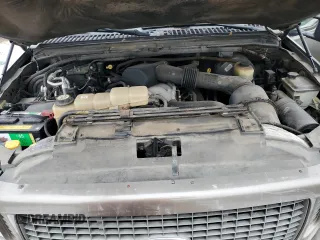2003 Ford Excursion Limited z VIN 1FMNU43S53EA80400, wystawiony jako Copart lot #88481675 z przebiegiem 177 274 mil mil oraz Szkody całkowita. Historia ofert i sprzedaży dostępna na DreamBid. Obrazek 11.