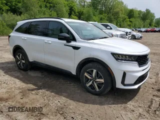 2022 Kia Sorento S with VIN 5XYRL4LCXNG142191, listed as a Copart auction lot 57647935 with 17,789 mi miles and Clean title. Bid and sale history available at DreamBid. Image 4.