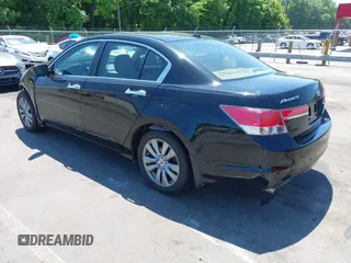 2012 Honda Accord EX-L z VIN 1HGCP3F82CA025702, wystawiony jako IAAI lot #42230409 z przebiegiem 197 848 mil mil oraz . Historia ofert i sprzedaży dostępna na DreamBid. Obrazek 3.