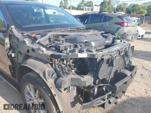 2017 Dodge Durango SXT with VIN 1C4RDJAG2HC850722, listed as a IAAI auction lot 40160978 with Not Provided miles and . Bid and sale history available at DreamBid. Image 18.