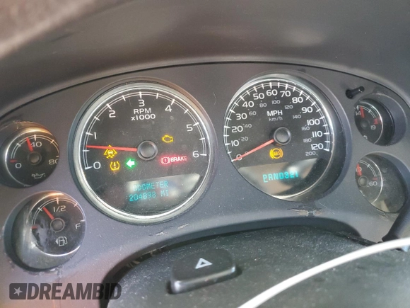 2007 Chevrolet Tahoe LTZ with VIN 1GNFC13J47R182259, listed as a Copart auction lot 57441205 with 204,898 mi miles and Salvage title. Bid and sale history available at DreamBid. Image 9.