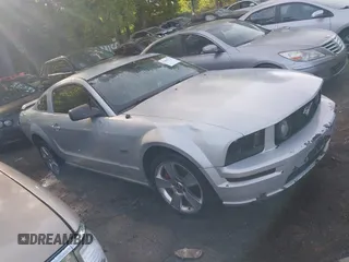 2007 Ford Mustang GT Deluxe with VIN 1ZVHT82H775235033, listed as a IAAI auction lot 42090714 with 225,952 mi miles and . Bid and sale history available at carsss.com. Image 1.