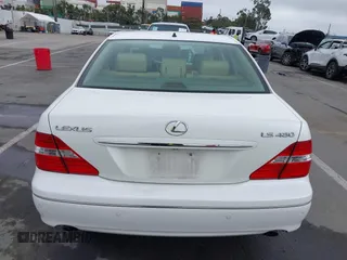 2005 Lexus LS 430 z VIN JTHBN36FX50175532, wystawiony jako IAAI lot #41925866 z przebiegiem 182 956 mil mil oraz . Historia ofert i sprzedaży dostępna na DreamBid. Obrazek 16.
