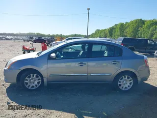 2010 Nissan Sentra 2.0 with VIN 3N1AB6AP1AL724638, listed as a IAAI auction lot 42054690 with 247,954 mi miles and . Bid and sale history available at DreamBid. Image 14.