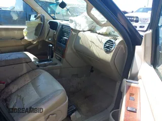 2007 Ford Explorer Eddie Bauer with VIN 1FMEU64867UB81262, listed as a IAAI auction lot 42558524 with 185,471 mi miles and . Bid and sale history available at DreamBid. Image 5.