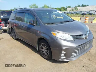 2018 Toyota Sienna XLE Auto Access Seat with VIN 5TDYZ3DC4JS940637, listed as a IAAI auction lot 42780286 with 111,733 mi miles and . Bid and sale history available at DreamBid. Image 1.