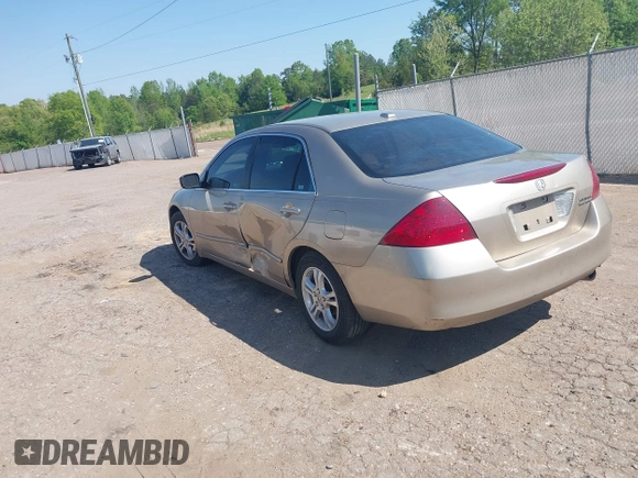 2006 Honda Accord EX-L z VIN 1HGCM56846A139760, wystawiony jako IAAI lot #42064391 z przebiegiem 280 722 mil mil oraz . Historia ofert i sprzedaży dostępna na DreamBid. Obrazek 3.