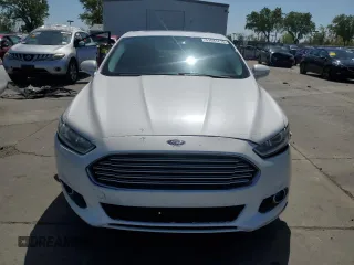 2013 Ford Fusion SE with VIN 3FA6P0HR1DR386576, listed as a Copart auction lot 51641215 with 136,072 mi miles and Salvage title. Bid and sale history available at DreamBid. Image 5.